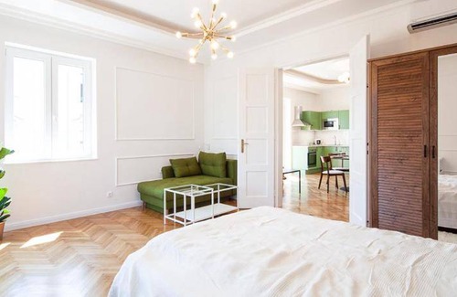 Sopron Apartment | 53 m² Apartment ∙ 6 guests