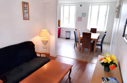 Chateaudun Apartment | 53 m² Apartment ∙ 2 bedrooms ∙ 8 guests