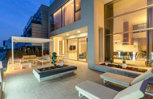 Tuzla Villa | 534 m² Villa ∙ 4 bedrooms ∙ 8 guests