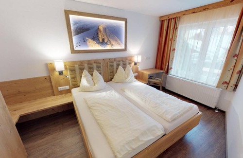 Heiligenblut Apartment | 55 m² Apartment ∙ 1 bedroom ∙ 4 guests