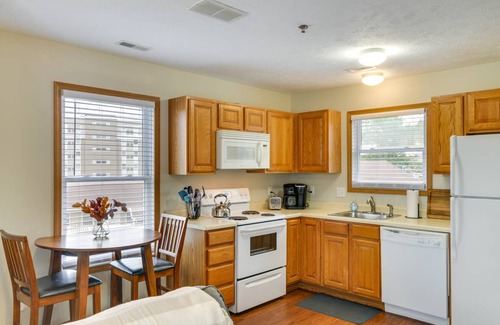 Morgantown Apartment | 55 m² Apartment ∙ 1 bedroom ∙ 2 guests