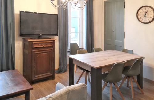Saint-Vaast-la-Hougue Apartment | 55 m² Apartment ∙ 2 bedrooms ∙ 4 guests