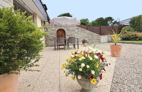 Goudelin House | 55 m² Gîte ∙ 2 bedrooms ∙ 4 guests