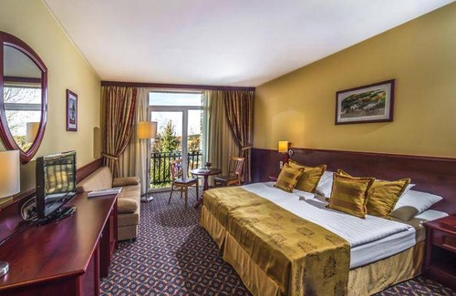 Sumeg Hotel | 55 m² Hotel ∙ 2 bedrooms ∙ 5 guests