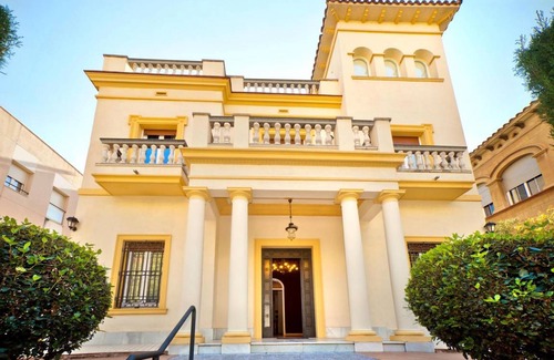 La Font d'en Fargues Villa | 550 m² Villa ∙ 8 bedrooms ∙ 16 guests