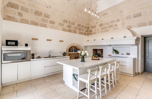 Ceglie Messapica Villa | 550 m² Villa ∙ 5 bedrooms ∙ 14 guests