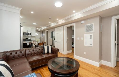 Codman Square Apartment | 558-2 3BR Boston - Modern Nest near Franklin Park