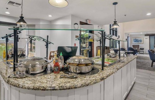 Tyler Hotel | 56 m² Hotel ∙ 2 bedrooms ∙ 127 guests