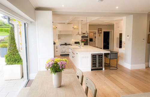 Castletown House | 560 m² House ∙ 6 bedrooms ∙ 14 guests
