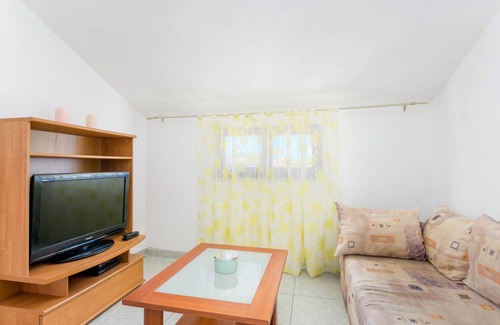 Supetar Apartment | 57 m² Apartment ∙ 2 bedrooms ∙ 6 guests