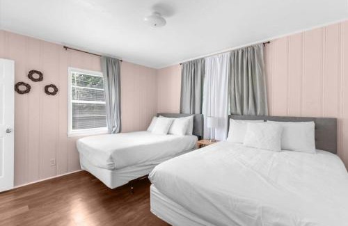 Shannon House | 57th Blushing Bungalow