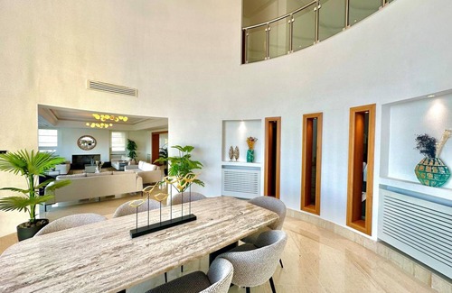 Amilcar Villa | 580 m² Villa ∙ 5 bedrooms ∙ 10 guests