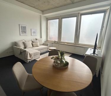 Osdorf Apartment | 58qm Apartment mit Küche und Waschmaschine in den Elbvororten