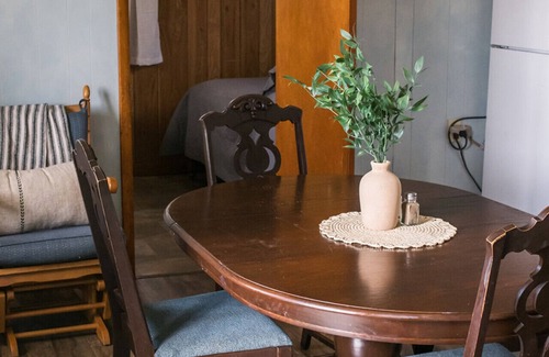 Strasburg Apartment | #6 Beaver Creek Cabin