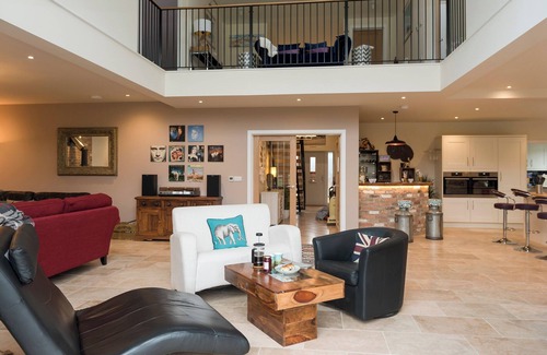 Wimborne Cottage | 6 bedroom accommodation in Wimborne