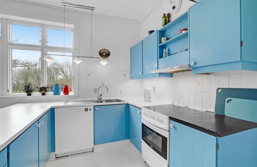 Roslev House | 6 bedroom amazing home in Roslev