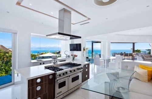 La Cruz de Huanacaxtle Villa | 6 Bedrooms |12 guests | Ocean View Villa w/Pool | Media Room | Elevator & Staff