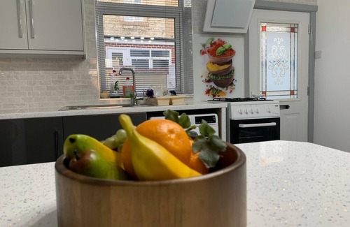 Burnley House | 6 Beds FREE WiFi Luxury House Kitchen Shower Brand New Nice View