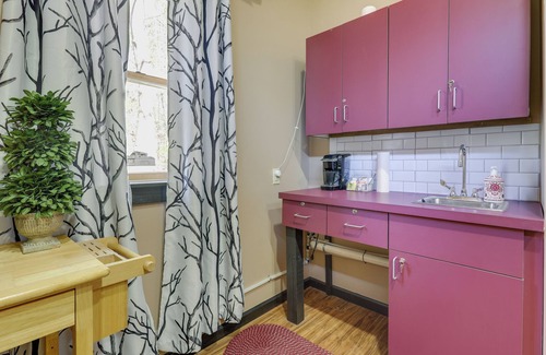 Canterbury Cottage | 6 Mi to Kinne Preserve: Cozy Canterbury Guest Home