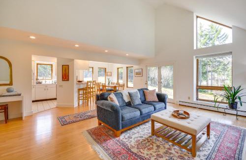 Morrisville House | 6 Mi to Lake and State Park Hideaway in Elmore!