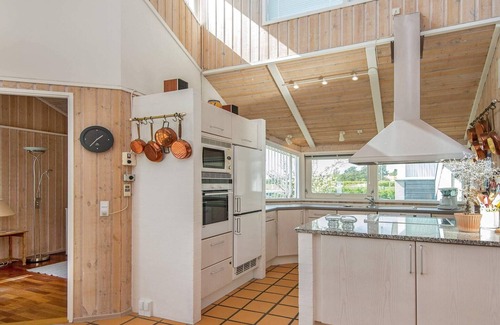 Vibæk Strand House | 6 person holiday home in Ebeltoft