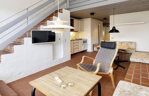 Brovst Apartment | 6 person holiday home in Brovst-By Traum