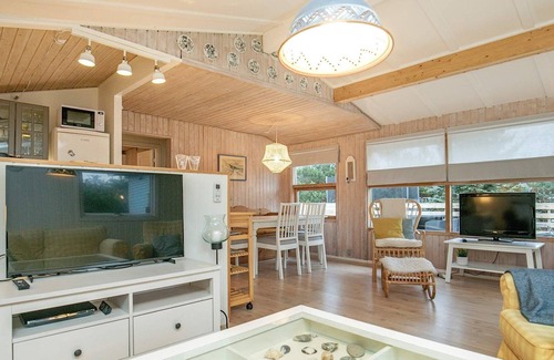 Nordost House | 6 person holiday home in Sæby