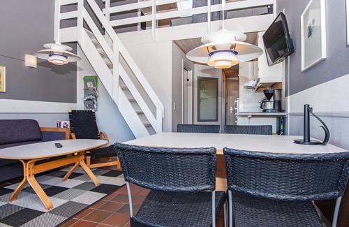 Rindby Strand Apartment | 6 person holiday home in Fanø-By Traum