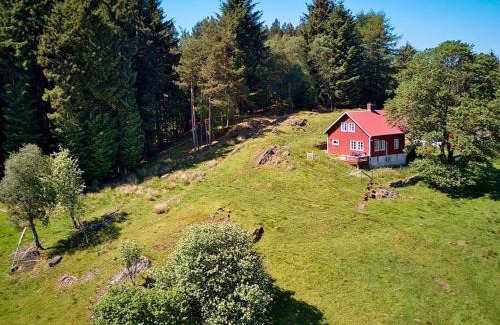 Bremnes House | 6 person holiday home in FINNÅS-By Traum
