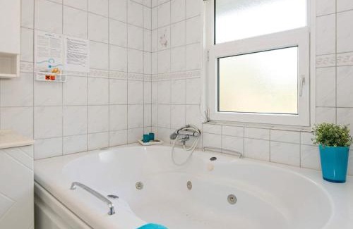 Hejlsminde Strand House | 6 person holiday home in Hejls