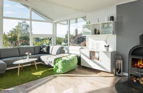 Hejlsminde Strand House | 6 person holiday home in Hejls