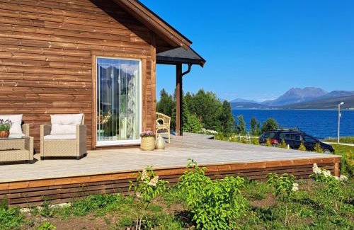 Lyngen House | 6 person holiday home in Svensby-By Traum