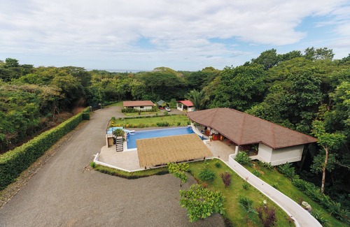 Caletas Villa | 6 room villa with rooftop terrace in Playa Coyote, Six room villa with pool, bar, and restaurant. Oc