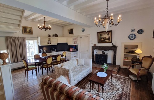 Schinnen Bed & Breakfast | 6 to 12 persons Terborgh Castle Luxury package