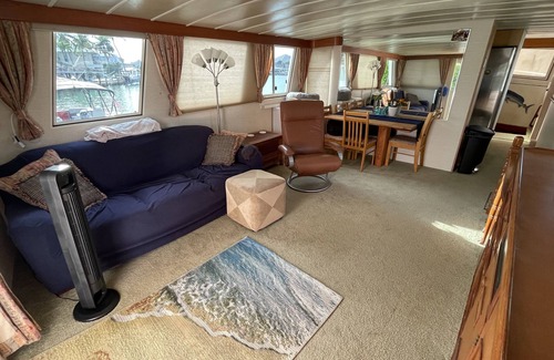 Isles of Capri Boat Rental | 60 Ft Troller “Swiss Lady”
