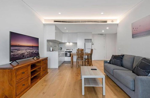 Chatswood CBD Apartment | 60 m² Apartment ∙ 1 bedroom ∙ 4 guests