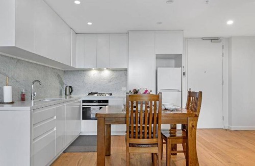 Chatswood CBD Apartment | 60 m² Apartment ∙ 1 bedroom ∙ 4 guests