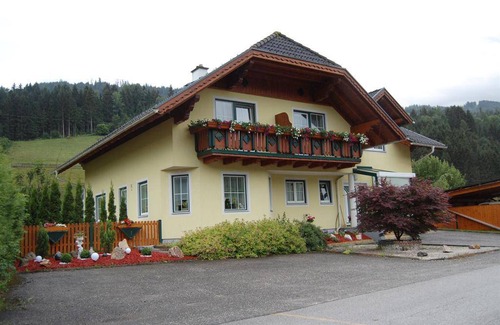 Michaelerberg-Pruggern Apartment | 60 m² Apartment ∙ 2 bedrooms ∙ 5 guests