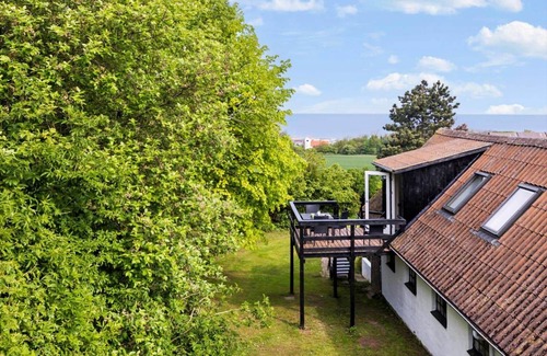 Tejn Apartment | 60 m² Apartment ∙ 2 bedrooms ∙ 4 guests