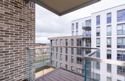 Sutton Cross Apartment | 60 m² Apartment ∙ 1 bedroom ∙ 2 guests