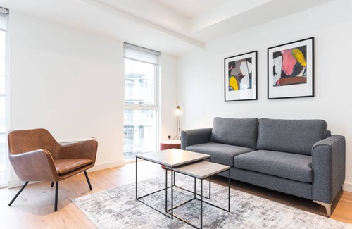 Sutton Cross Apartment | 60 m² Apartment ∙ 1 bedroom ∙ 2 guests