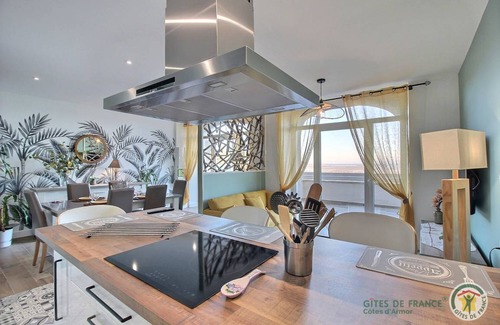 Plestin-les-Greves House | 60 m² Gîte ∙ 2 bedrooms ∙ 4 guests