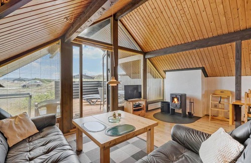 Bjerregard Strand House | 60 m² House ∙ 2 bedrooms ∙ 4 guests