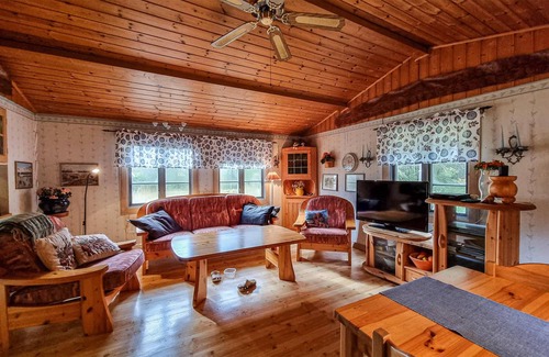 Olsfors House | 60 m² House ∙ 3 bedrooms ∙ 5 guests