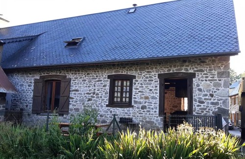 Lamaziere-Haute House | 60 m² House ∙ 2 bedrooms ∙ 5 guests