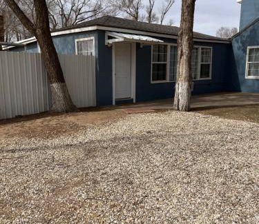 Lubbock Cabin | 60 m² Lodge ∙ 2 bedrooms ∙ 4 guests