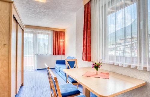 Imst Apartment | 60 m² Serviced apartment ∙ 2 bedrooms ∙ 6 guests