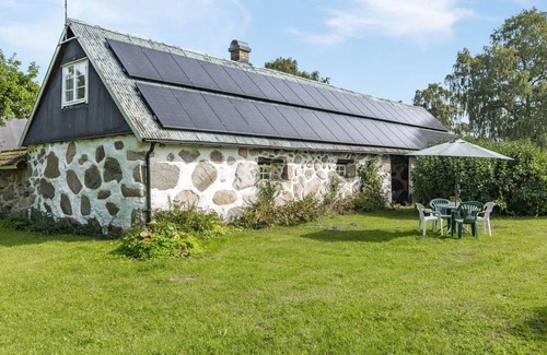 Falkvik House | 60 m² House ∙ 1 bedroom ∙ 4 guests