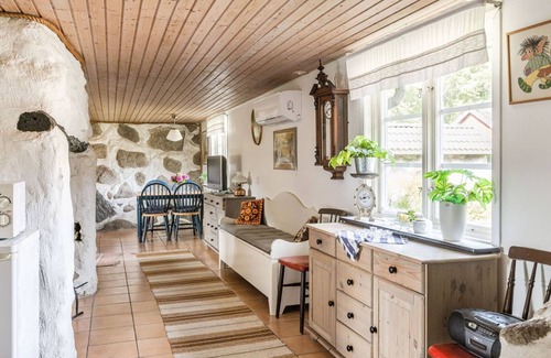 Falkvik House | 60 m² House ∙ 1 bedroom ∙ 4 guests