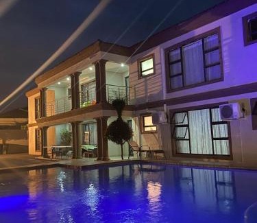 Dwarsloop House | 606 Guesthouse